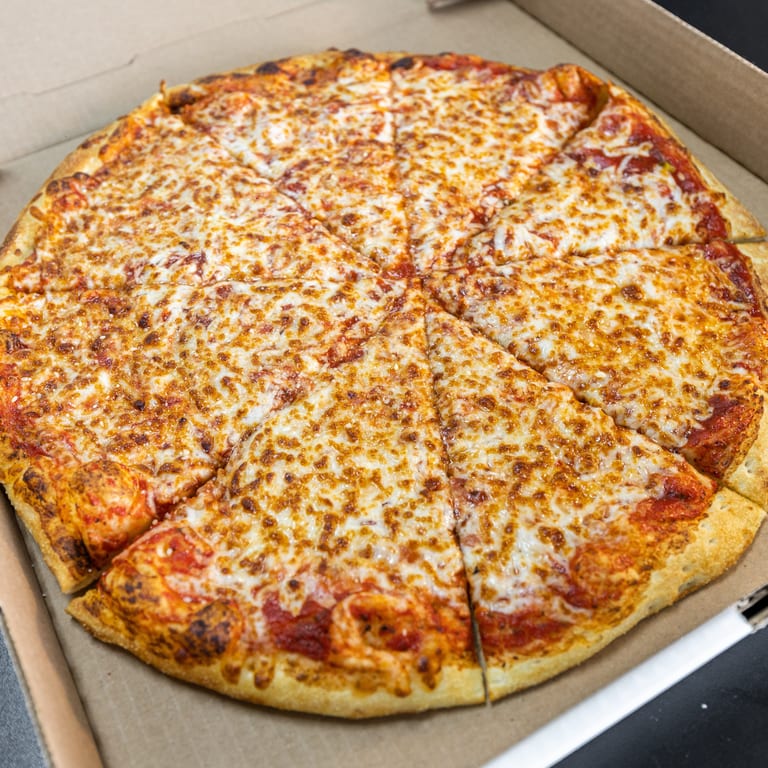 Delicious Cheese Pizza Options
